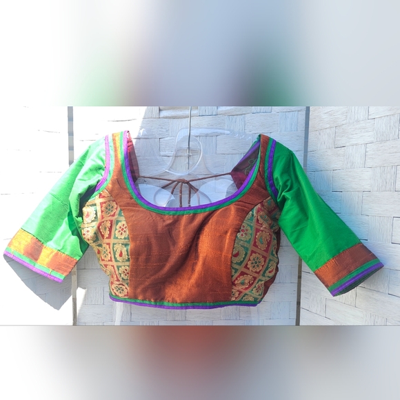 Multi Color Women's Crop Top - Picture 5 of 6